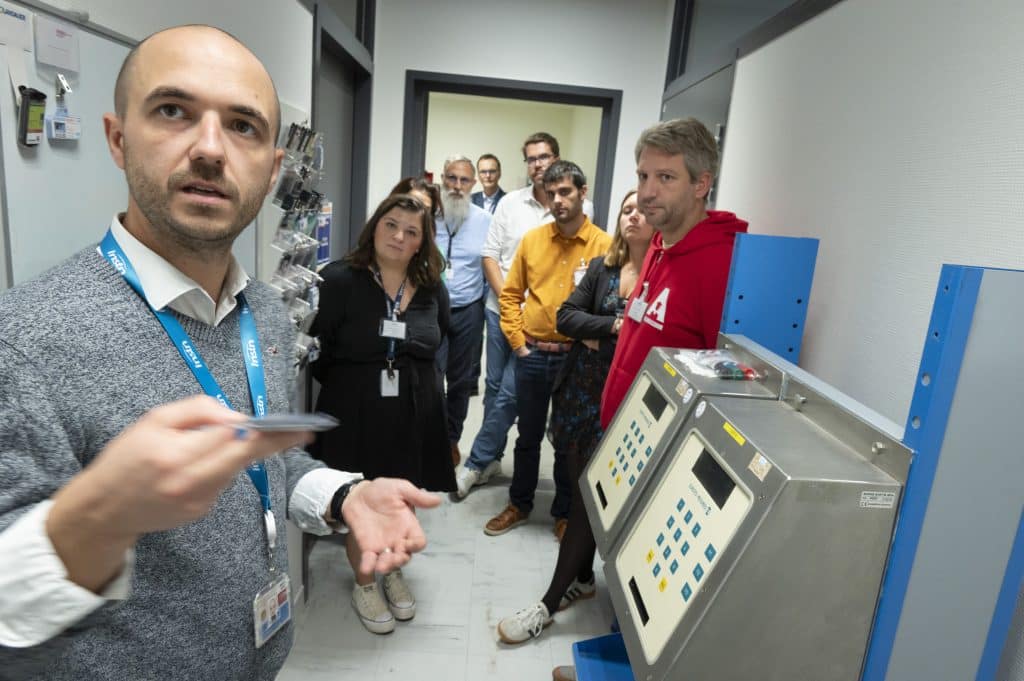 Jeudi 19 octobre, notre forum annuel INSTN Saclay étudiants-entreprises du nucléaire a accueilli 24 entreprises, des alumni, l'association WiN France, des stands, des mini-conférences, des ateliers RH, des RV personnalisés en vue de stages et de recrutements et 170 étudiants de nos formations Paris et province et doctorants du CEA : un forum grand format !